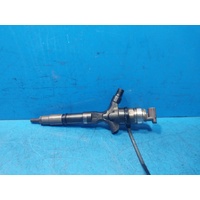 Toyota Hilux, P/N 2367030280 Fuel Injector