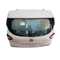Renault Captur J87 Tailgate