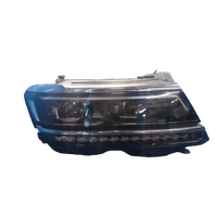 Volkswagen Tiguan  5Na, Right Headlamp