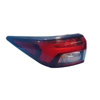 Mitsubishi Outlander Zm, Left Taillight In Body