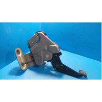 Hyundai Santa Fe Cm Park Brake Pedal Assembly