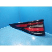 Land Rover Discovery L462,  Left Taillight
