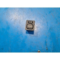 Toyota Hilux, Mirror Switch