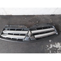 Mitsubishi Triton Mn Radiator Grille