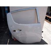 Mitsubishi Triton Ml Right Rear Door