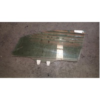 Subaru Xv G4x  Left Front Door Window
