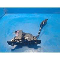 Mitsubishi Pajero Nx Accelerator Pedal Assembly