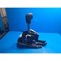 Nissan Pathfinder R52 Gear Stick Shifter