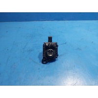 Nissan Qashqai J11, Mirrors Autofold Switch