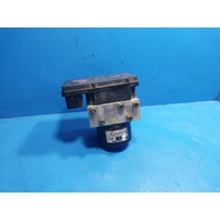 Nissan Navara D40 47660 Eb33a Abs Pump