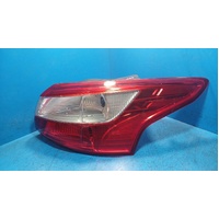 Ford Focus Lw  Right Taillight