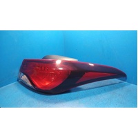 Hyundai Elantra Md Right Taillight
