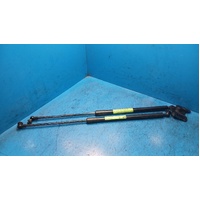 Subaru Xv G5x Pair Of Tailgate Struts