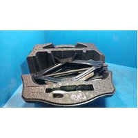 Suzuki Kizashi Fr Jack Tool Kit