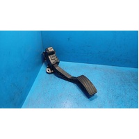 Suzuki Kizashi Fr  Accelerator Pedal Assembly