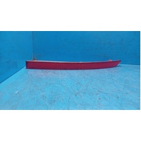 Volkswagen Tiguan 5 N  Right Bumper Reflector Taillight