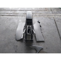 Renault Koleos   Xzg,  Console