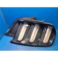 Ford Mustang Fm  Right Taillight In Body