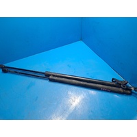 Kia Carnival/Grand Carnival Vq  Pair Of Tailgate Strut