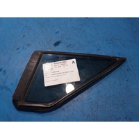 Subaru Forester Sk Right Front 1/4 Door Glass