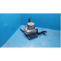 Suzuki Grand Vitara  Jb-Jt,  P/N 5611086Rb0  Abs Pump