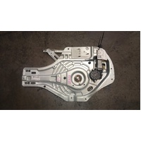 Hyundai Tucson Jm Left Front Door Window Reg Assy
