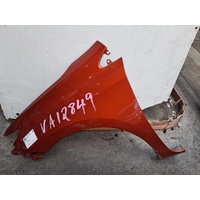Toyota Corolla Zre182r/Zwe186r Left Guard
