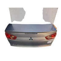 Mitsubishi Lancer Cj  Bootlid
