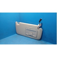 Mitsubishi Pajero Qe Pajero Sport Right Sunvisor