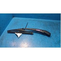 Mitsubishi Pajero Sport Qe-Qf Tailgate Wiper Arm