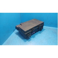 Jeep Grandcherokee Wk Diesel Right Side Engine Bay Fuse Box