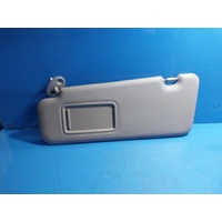Toyota Kluger Gsu40/Gsu45  Left Sunvisor