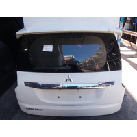 Mitsubishi Pajero Sport Qe Tailgate