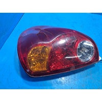 Mitsubishi Triton Ml/Mn  Right Taillight In Body