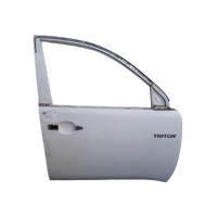 Mitsubishi Triton Ml-Mn Right Front Door