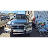 Mitsubishi Pajero Np  Tailgate