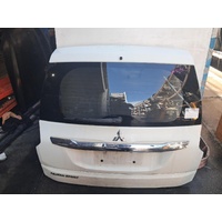 Mitsubishi Pajero Sport Qe Tailgate