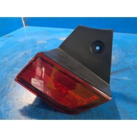 Mitsubishi Pajero Sport Qe Left Taillight In Body Reflector