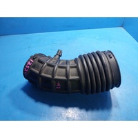 Jeep Grandcherokee Wk  Air Cleaner Duct Hose