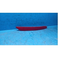 Hyundai Elantra Right Taillight Bumper Reflector