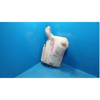 Isuzu Mu-X 85ggr, Overflow Bottle