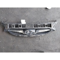 Hyundai Accent Rb, Radiator Grille