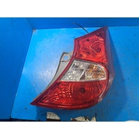 Hyundai Accent Rb Hatch Right Taillight