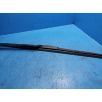 Toyota Corolla Zze122 Right Side Front Wiper Arm