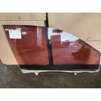 Toyota Hilux Right Front Door Window