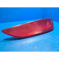 Hyundai Accent Rb Right Taillight In Bumper Reflector
