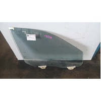 Jeep Grandcherokee Wk, Right Front Door Window (Tinted)