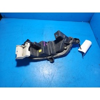 Mazda Cx5 Kf Right Bumper Reflector
