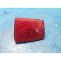 Mitsubishi Pajero Ns-Nx Left Taillight Bumper Reflector
