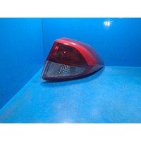 Hyundai Tucson Tl  Right Taillight In Body